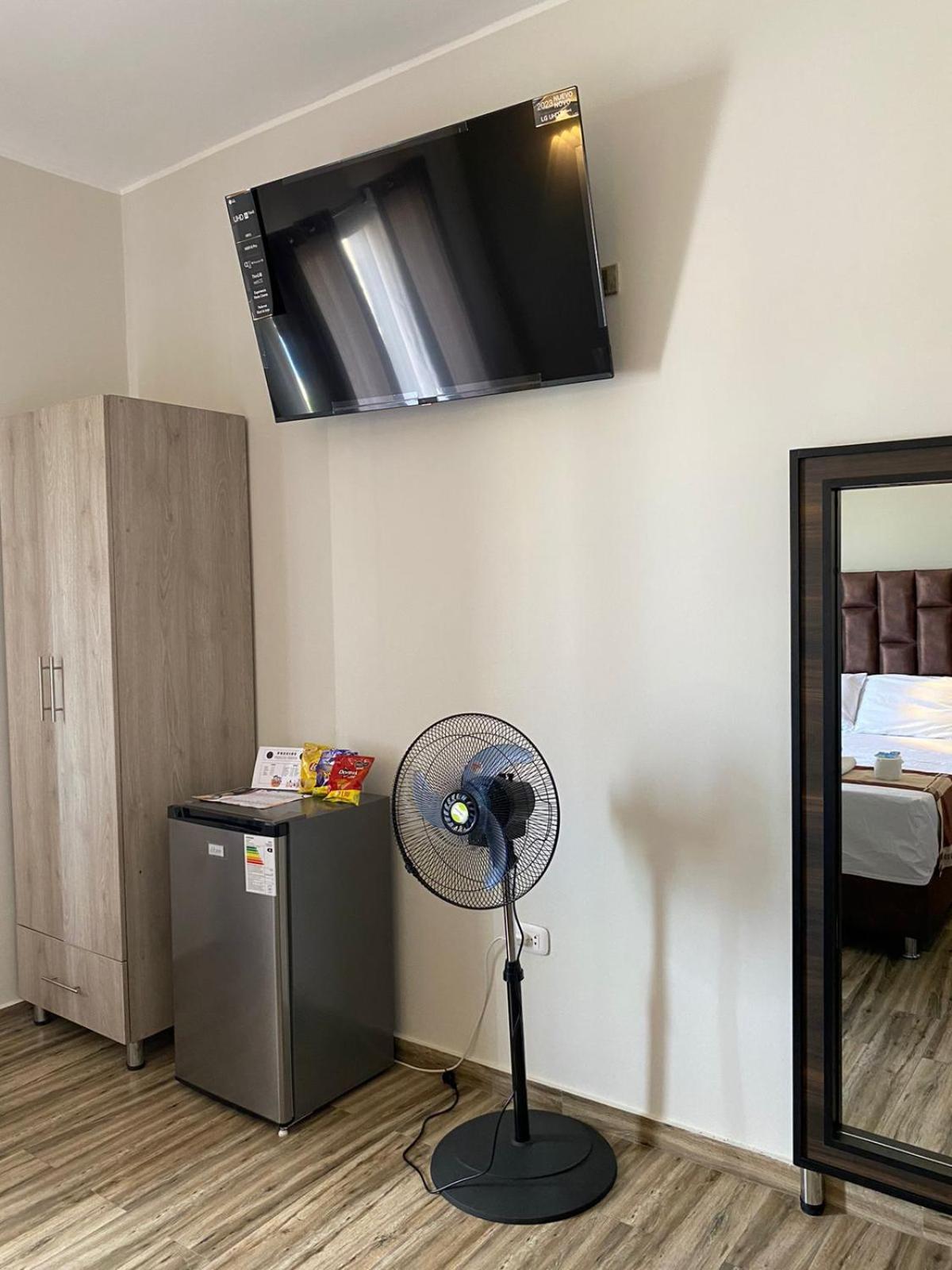 Ciudad Del Sol Hostel Ика Екстериор снимка